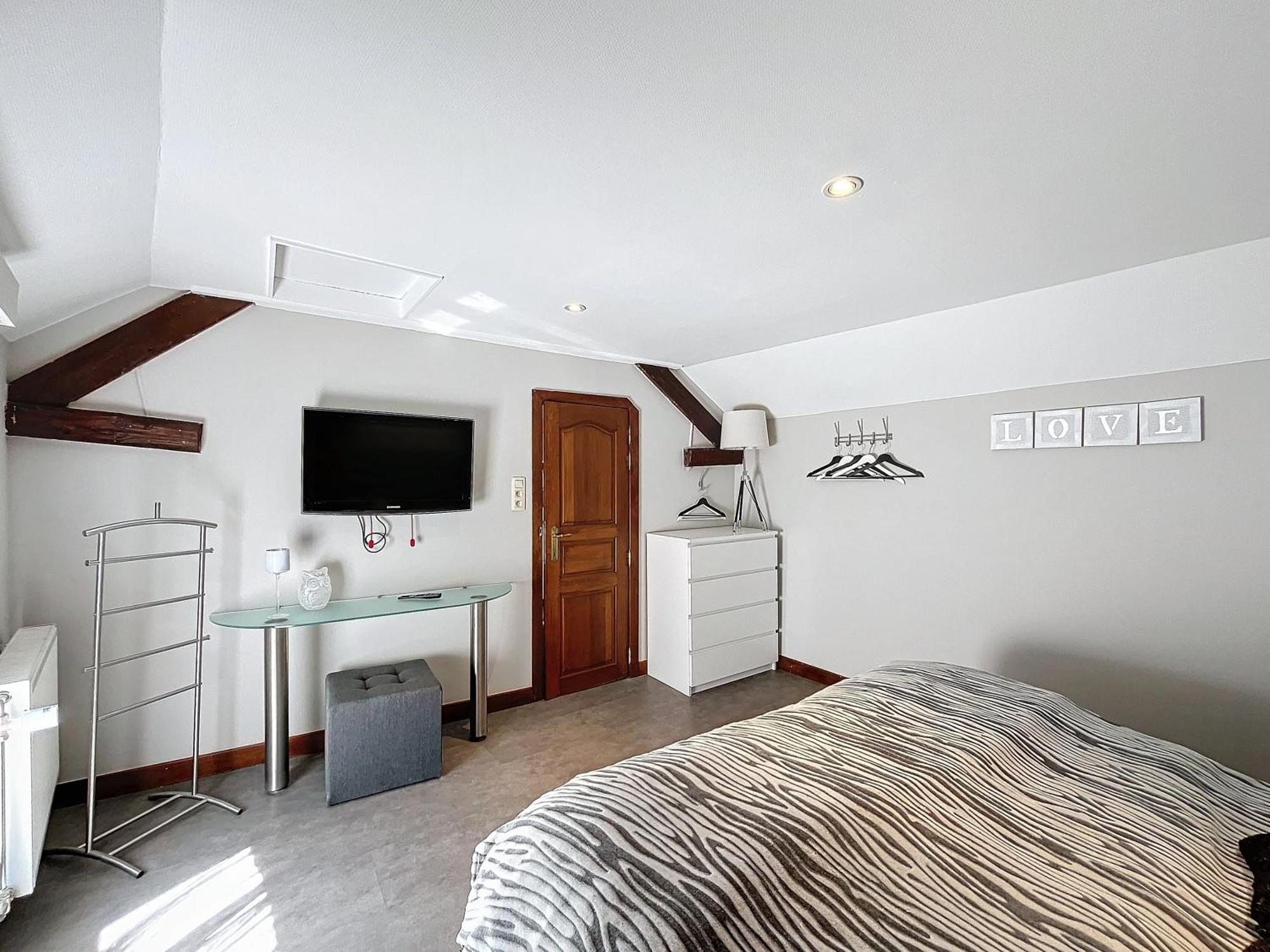 Le Relais Des Forges Villa Спримонт Екстериор снимка