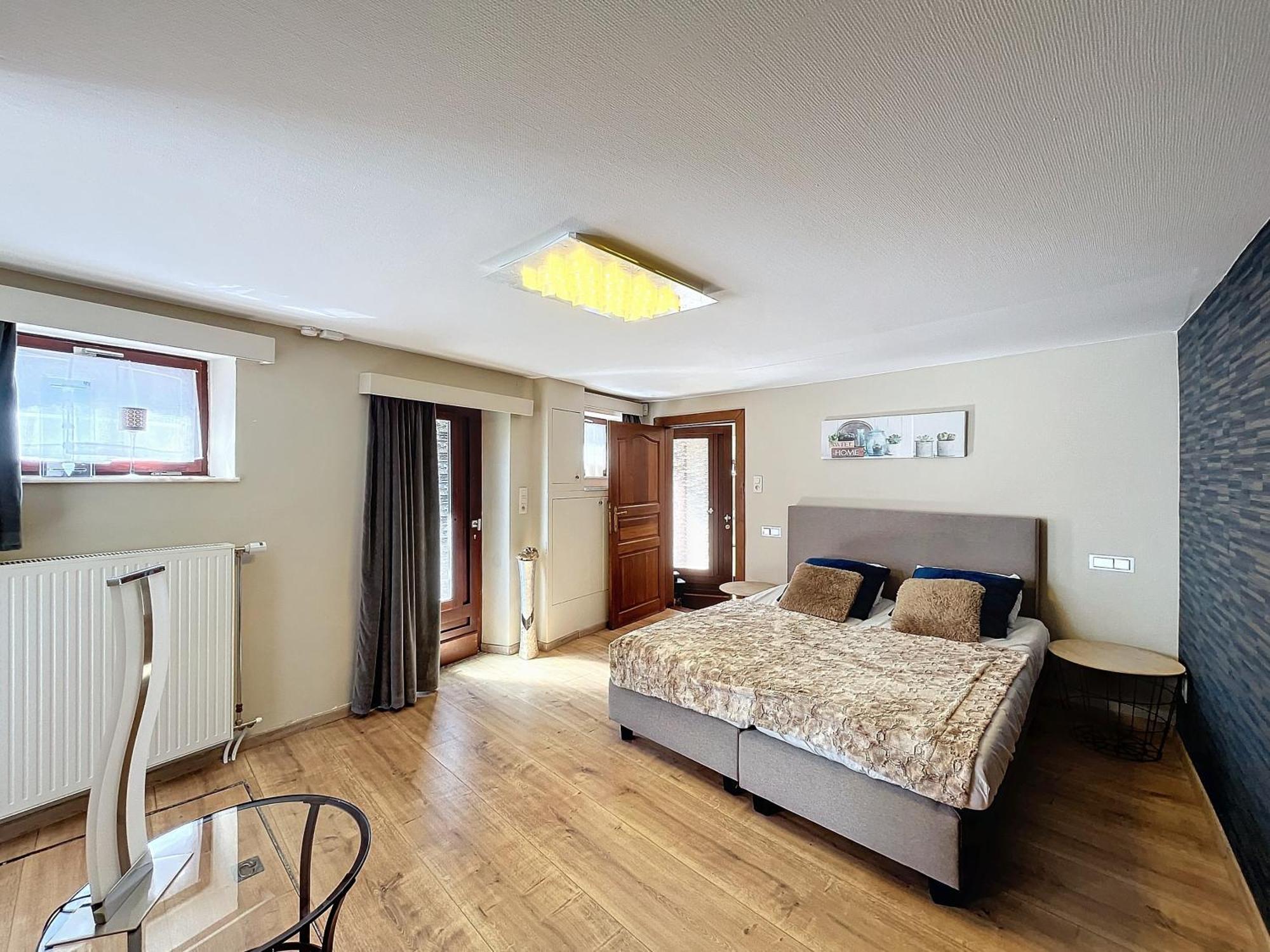 Le Relais Des Forges Villa Спримонт Екстериор снимка